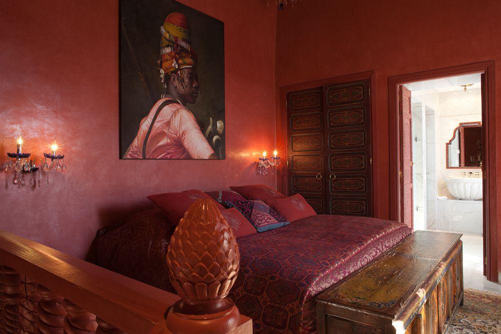 Tigmiza Boutique Hotel & Spa Ouled Jelal Ngoại thất bức ảnh A bedroom at the hotel