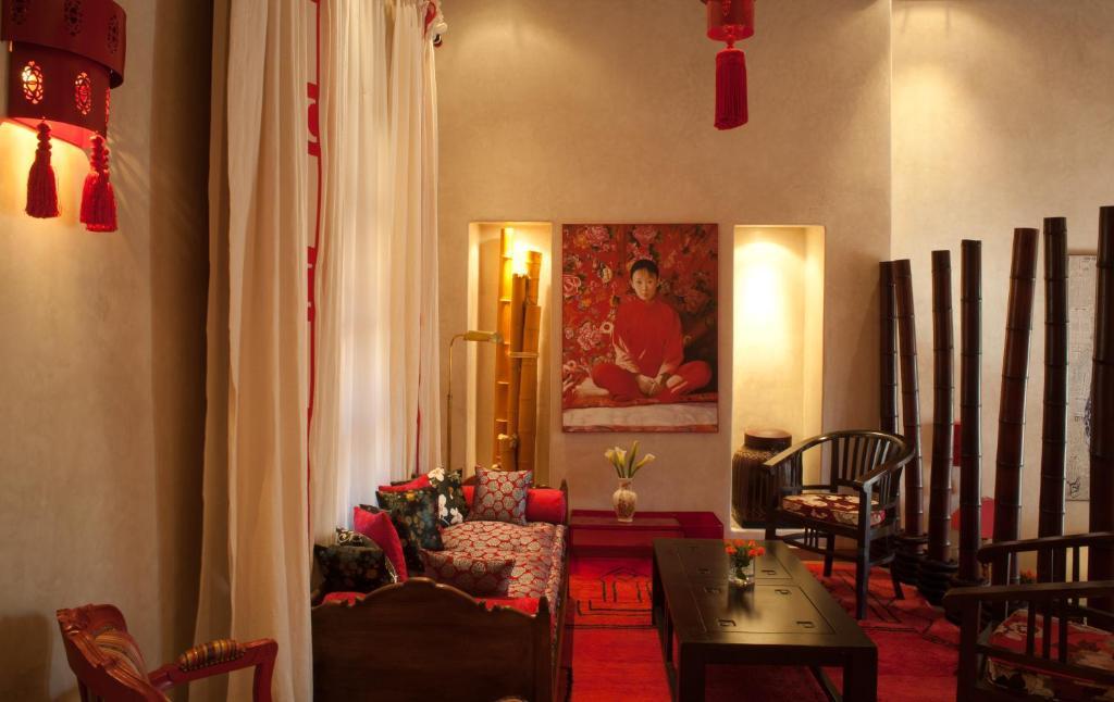 Tigmiza Boutique Hotel & Spa Ouled Jelal Phòng bức ảnh A Chinese massage parlor in Paris